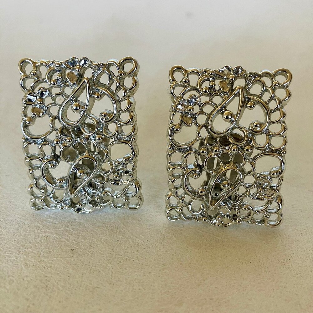 Silver Filigree Earrings Leaf Paisley Ornate Metal Clip-on Rectangle Vintage